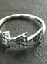 Triangle Ring, Sterling Silver, Hammered Spikes Ring, Spikes Chevron ring, Delta Peak Ring, Triangles Ring, Geometric Pointed Jewelry, Point