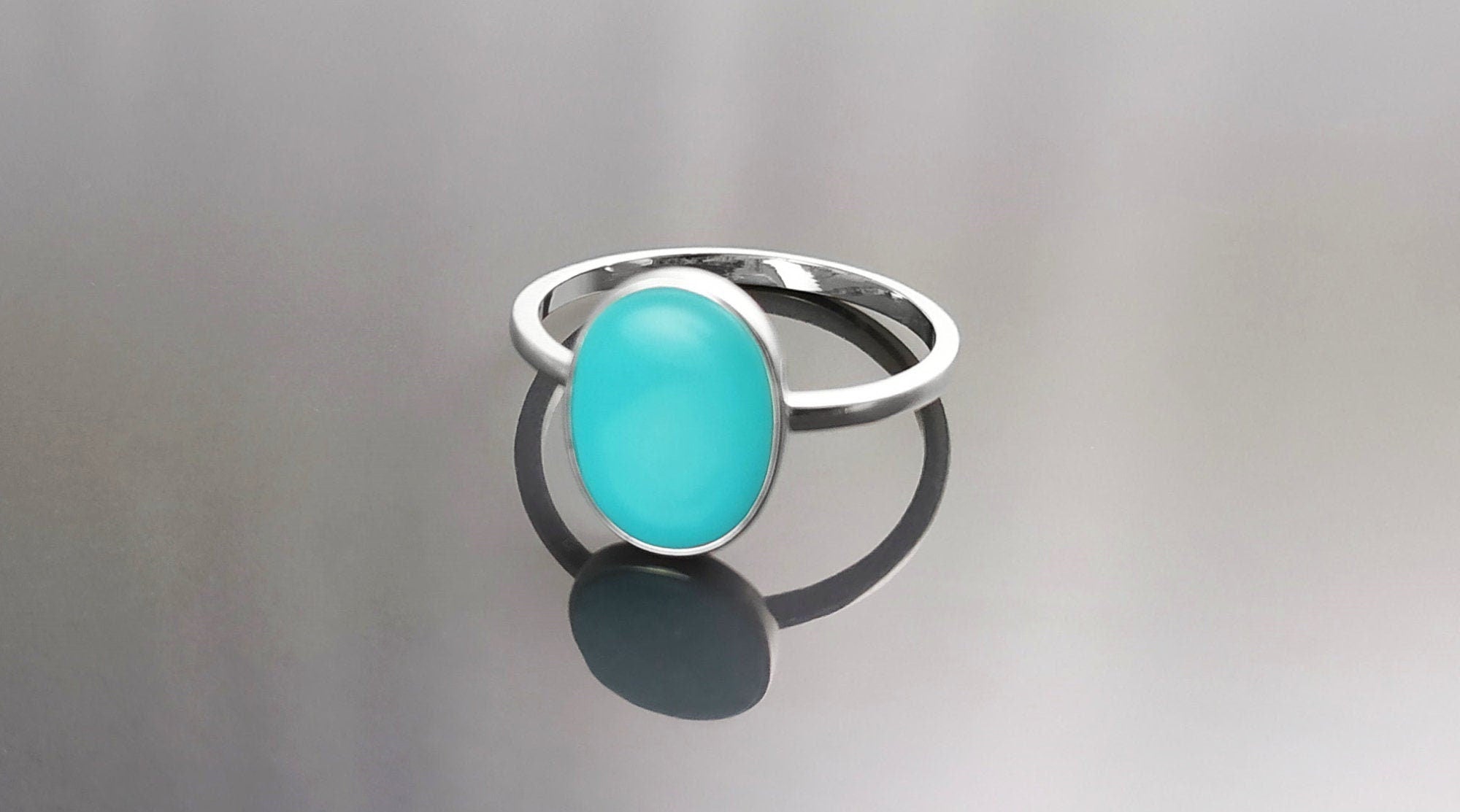 Oval Turquoise Ring, Sterling Silver, Flat Genuine Turquoise stone, Small Everyday blue Stone jewelry, Modern Minimalist Style Ring