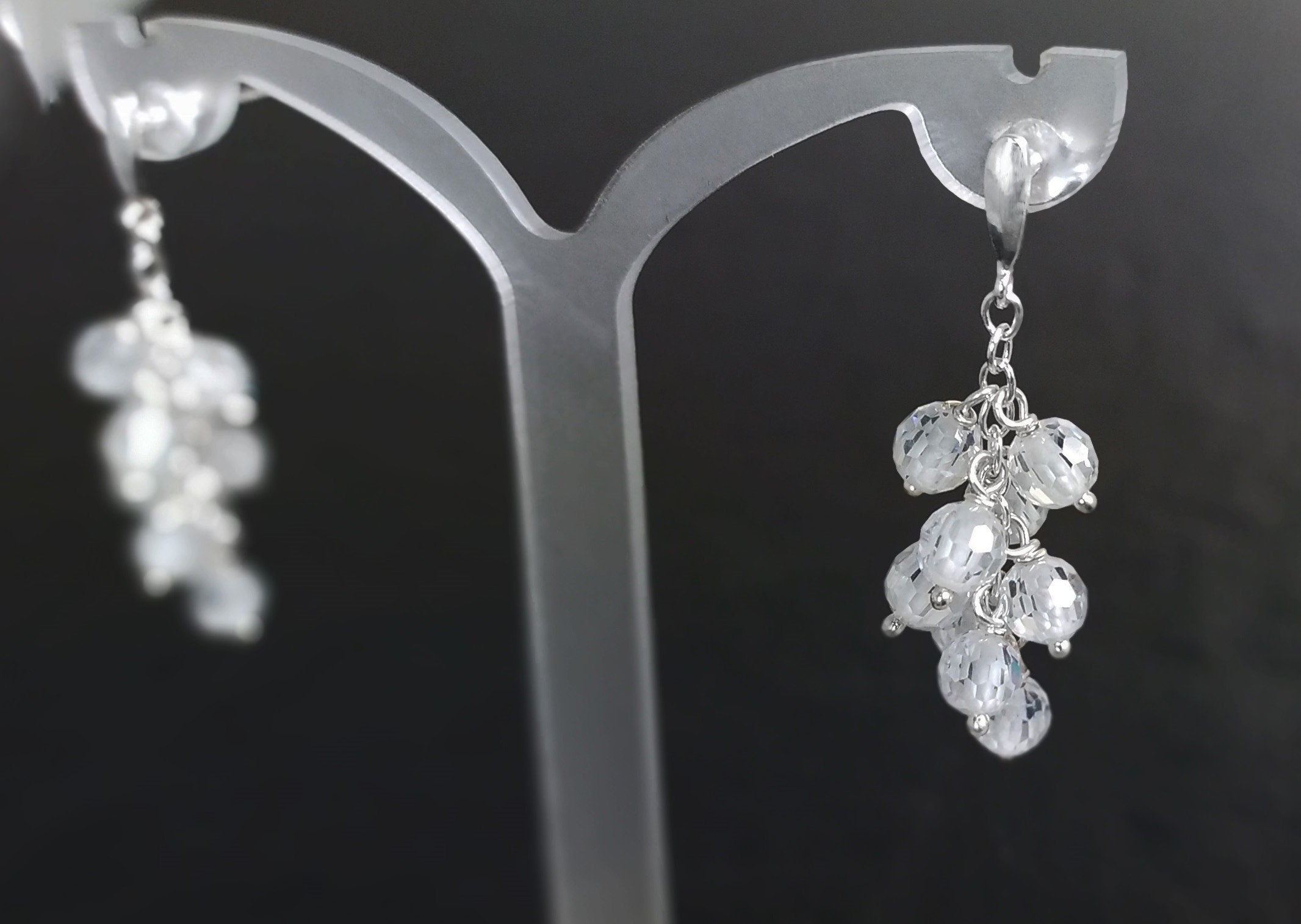 crystal earrings, sterling silver, dangle bunch stones earrings, white clear color bead, Pending teardrop modern drop cluster chain jewelry