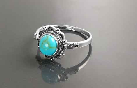 Turquoise Ring, Sterling Silver, Boho Ring, Blue Turquoise Stone Ring, Small Midi Oval Ring, Dainty Jewelry, Victorian Antique Ring