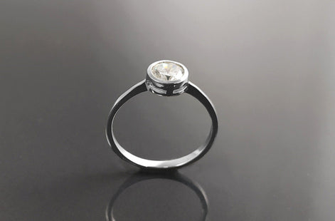 Minimalist Engagement Ring 925 Sterling Silver Solitaire 1 Carat Diamond Simulant CZ Travel Ring