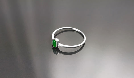 Green Jade Ring, Sterling Silver, Modern Minimalist Tiny Ring, Small Oval Stone, Genuine Jade Gemstone, Small Everyday Ring, Dainty Ring