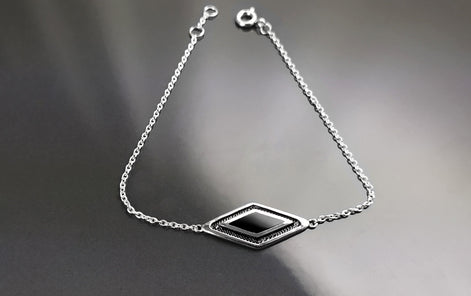 Black Eye Bracelet, Sterling Silver, Oval Black Color Onyx Stone, Spiritual Protection jewelry, Third Eye Against Evil Ring, Positive Energy