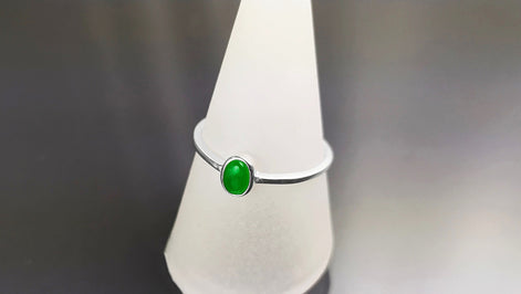 Green Jade Ring, Sterling Silver, Modern Minimalist Tiny Ring, Small Oval Stone, Genuine Jade Gemstone, Small Everyday Ring, Dainty Ring