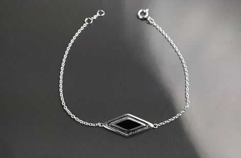 Black Eye Bracelet, Sterling Silver, Oval Black Color Onyx Stone, Spiritual Protection jewelry, Third Eye Against Evil Ring, Positive Energy