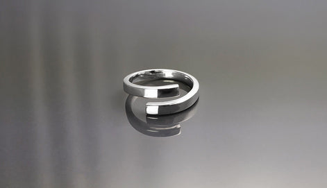 Open Crossing band Ring, Sterling Silver, Bypass Wrap Ring, Modern Wrapping jewelry, Square Wire Band Ring, Strong Square Cross Ring