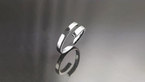 Open Crossing band Ring, Sterling Silver, Bypass Wrap Ring, Modern Wrapping jewelry, Square Wire Band Ring, Strong Square Cross Ring