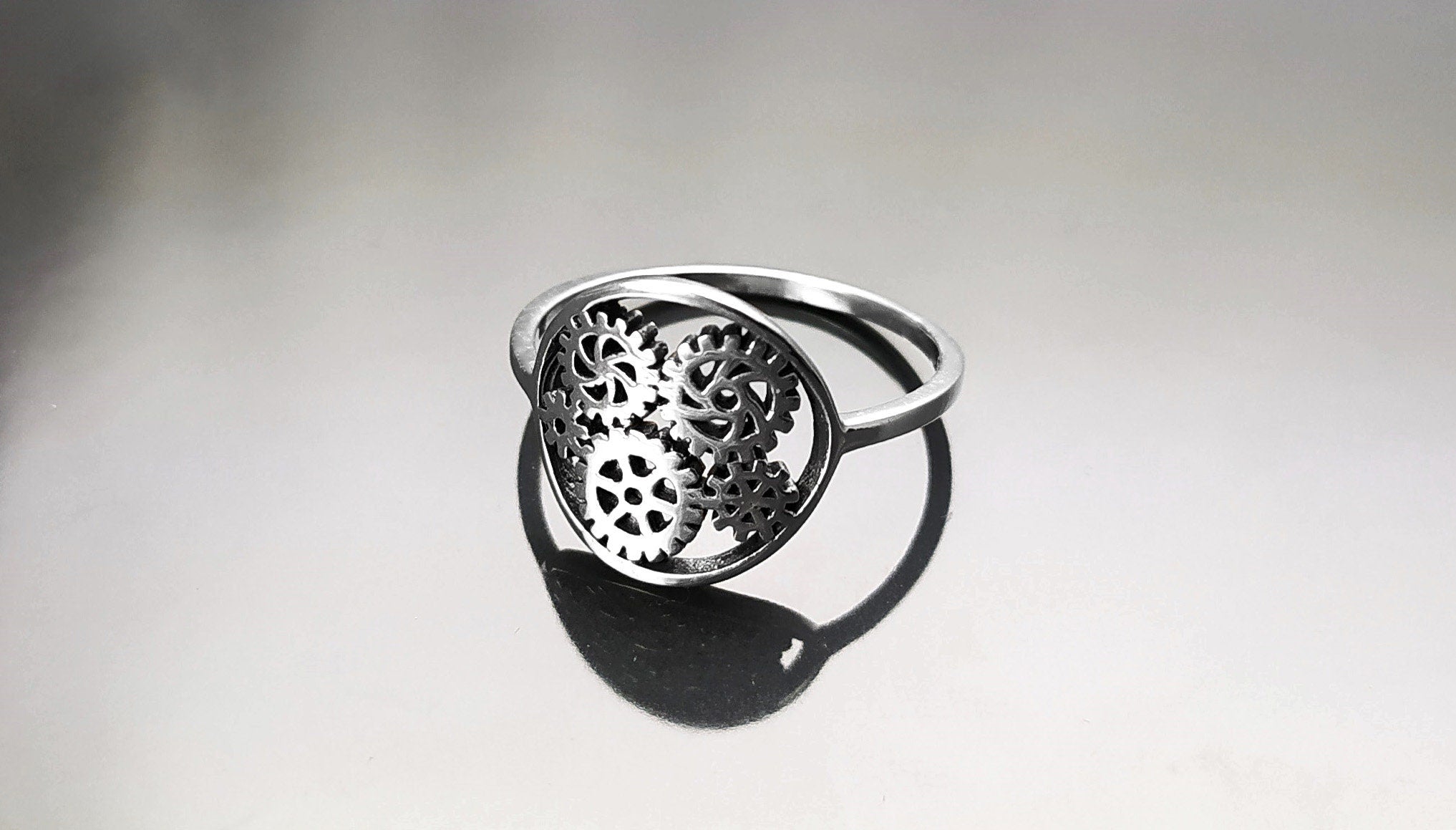 Engrenages ring, sterling silver, gear ring, engineering jewelry, clock mechanical jewelry, transmission ring, Steampunk Geometry Round Ring