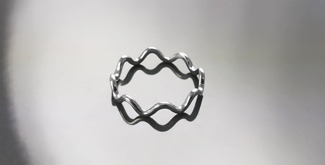 Wave Band Ring, Sterling Silver, Twisted Wavy Band, Waves ring, Wave Band Ring, Beat Ring, Twisty Ring, Undulating ring, Stackable Ring
