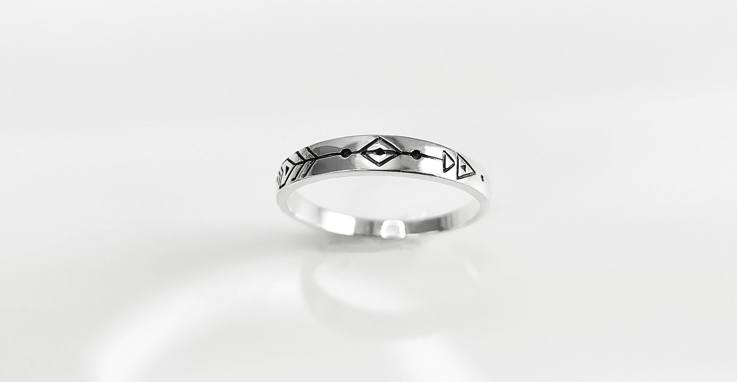 Forward Arrow Ring, Sterling Silver 925, Moving Forward Tattoo Engraved Band Ring, Native Indian Symbol Jewelry, silver Ring, Silver Band