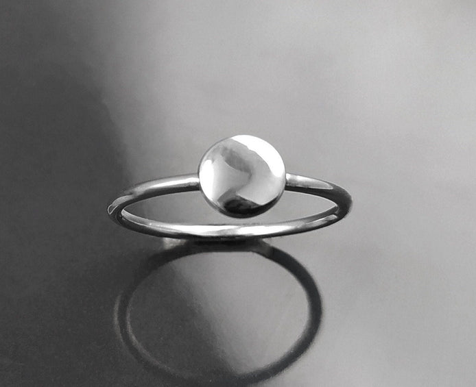 Round Ring, Sterling Silver, Lunar Band, Cosmic Disc Jewelry, Stellar Round Pad ring, Astronomical Disk Ring, Full Moon Spot Ring,