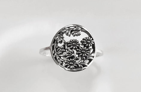 Flower Daisy Ring, Sterling Silver, Daisies Pattern, Floral Jewelry, Flower Wreath Ring, Bouquet of Flowers Crown Ring, Spring Jewelry