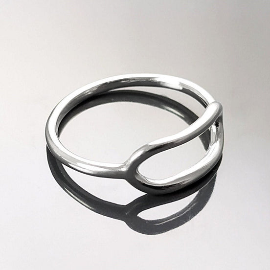 modern geometrical ring, sterling silver, horizontal ring, Oval Hollow minimalist jewelry, dainty everyday jewelry, stacking circle ring