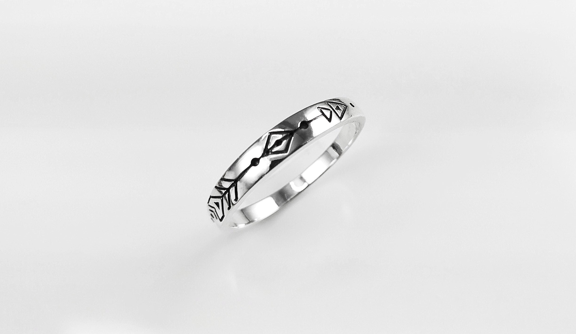Forward Arrow Ring, Sterling Silver 925, Moving Forward Tattoo Engraved Band Ring, Native Indian Symbol Jewelry, silver Ring, Silver Band