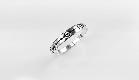 Forward Arrow Ring, Sterling Silver 925, Moving Forward Tattoo Engraved Band Ring, Native Indian Symbol Jewelry, silver Ring, Silver Band