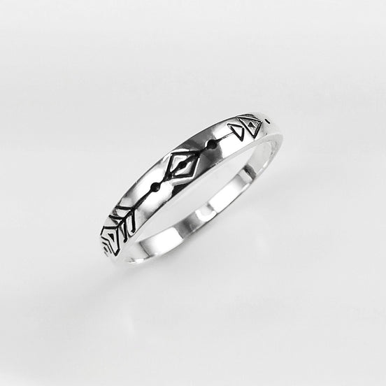 Forward Arrow Ring, Sterling Silver 925, Moving Forward Tattoo Engraved Band Ring, Native Indian Symbol Jewelry, silver Ring, Silver Band