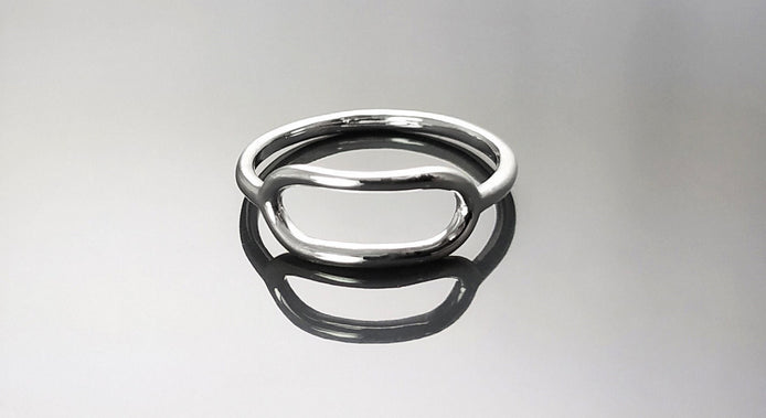 modern geometrical ring, sterling silver, horizontal ring, Oval Hollow minimalist jewelry, dainty everyday jewelry, stacking circle ring