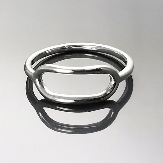 modern geometrical ring, sterling silver, horizontal ring, Oval Hollow minimalist jewelry, dainty everyday jewelry, stacking circle ring