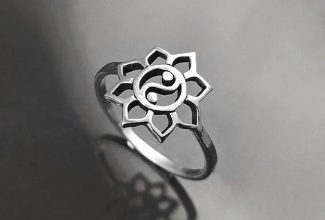 Lotus Yin Yang Ring, Sterling Silver, Spiritual Jewelry, Oriental Asian Zen Jewelry, Balance Yoga Ring, Mandala Spirit Ring
