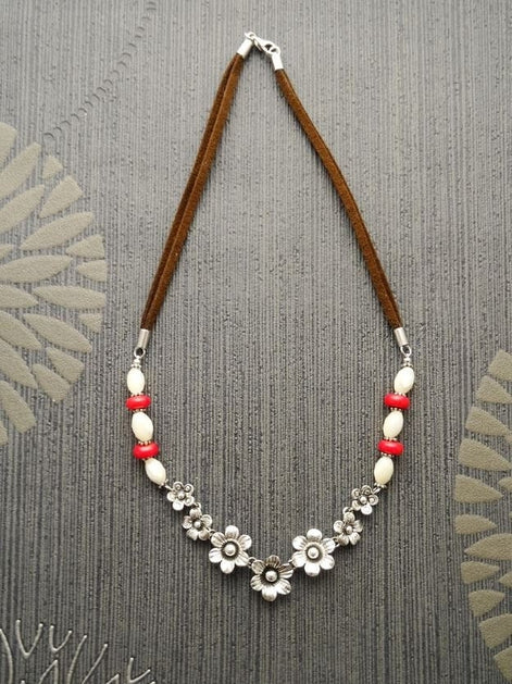 Boho Daisy Flowers Necklace, Sterling Silver and Leather, Shell Pearl, Red Jasper Stones Beads