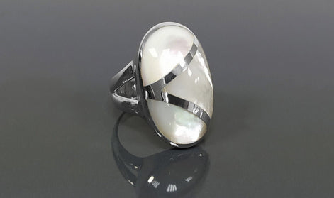 White Oval Ring, Sterling Silver, Genuine Mother of Pearl Shell, Oval Modern Design Ring, Original Geometric Stone Ring