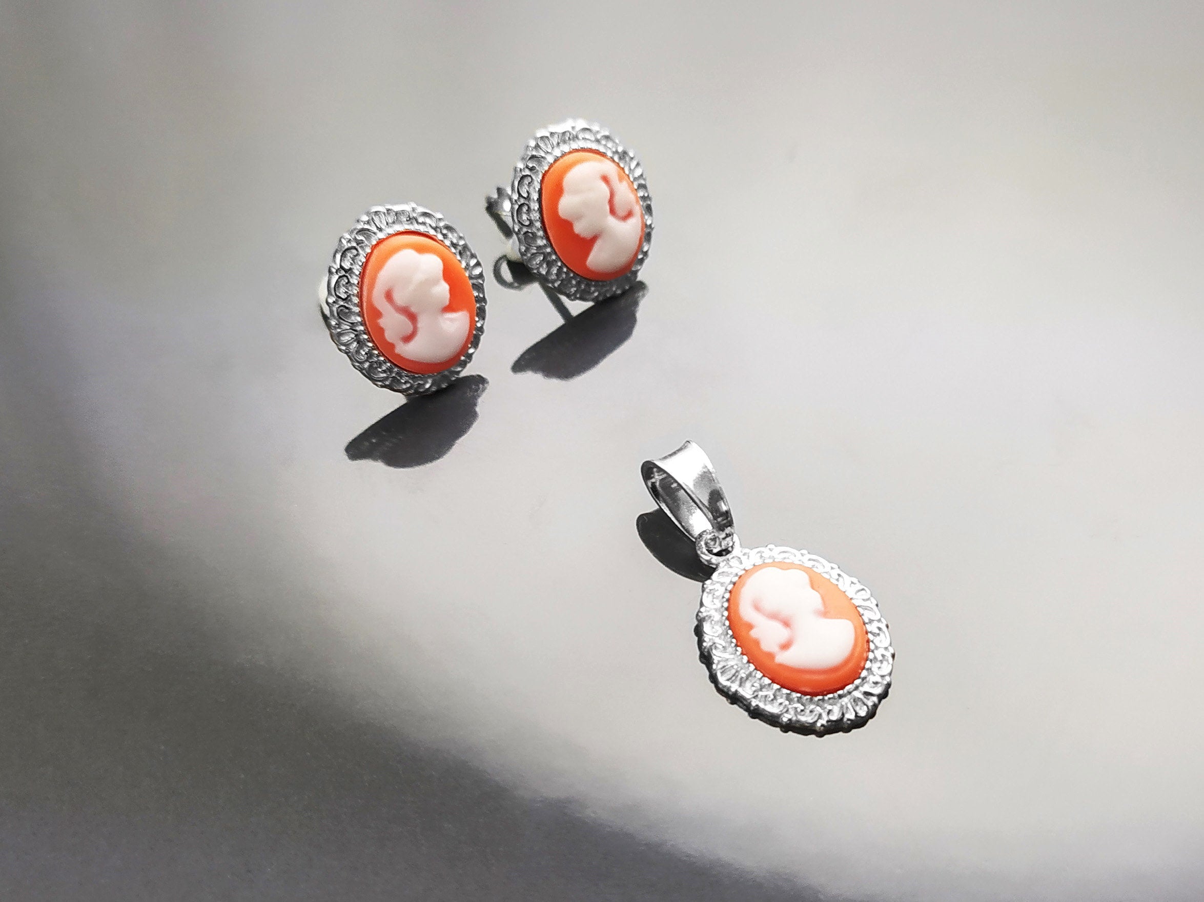 Cameo Earrings - Sterling Silver Red and white Resin stone - woman face portrait cameo - Vintage oval studs - Victorian Jewelry gift