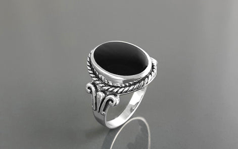 Hipster Onyx Ring, Sterling Silver, GENUINE Onyx Gemstone Jewelry, Boho Unisex Ring, Flat Oval Black Stone Ring,Intricate Antique Rope Shank