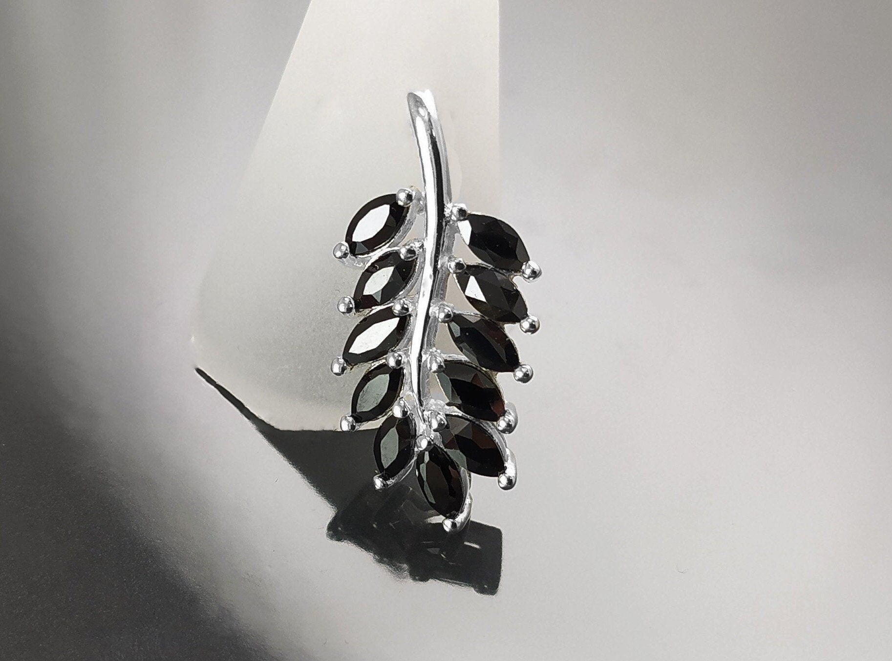Sterling Silver Laurel Leaves Pendant, Black Lab CZ Stones, Retro Olive Branch Charm