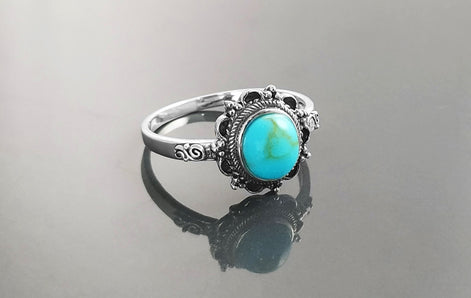 Turquoise Ring, Sterling Silver, Boho Ring, Blue Turquoise Stone Ring, Small Midi Oval Ring, Dainty Jewelry, Victorian Antique Ring