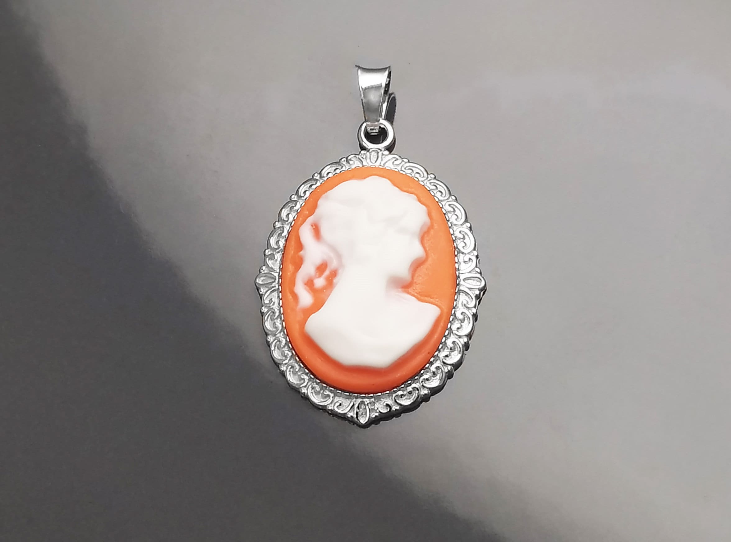 Cameo Pendant - Sterling Silver Red and white Resin Oval stone - woman face portrait cameo - Vintage necklace charm - Victorian Jewelry gift