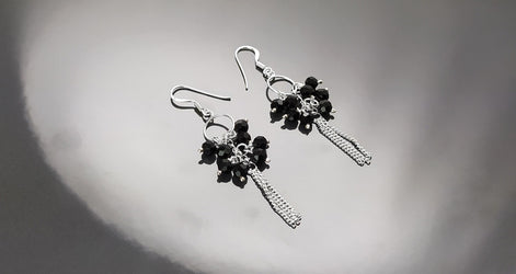 Black Stones Earrings, Sterling Silver, Pending Onyx Gemstone Earrings, Modern Drop Hooks Dangle Chains Earrings, Woman Jewelry