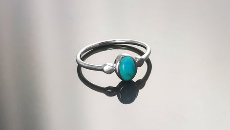 Small turquoise Ring, Sterling Silver, Blue Turquoise , Small Oval Domed Stone , Modern Minimalist Everyday Style jewelry, woman gift