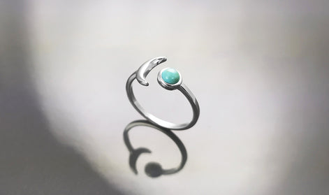 Turquoise Crescent Moon Ring, Sterling Silver, Boho Chakra Stellar Cosmic Jewelry, Lunar Open Ring, Celestial Round Blue Stone Ring