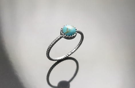 Round Turquoise Ring, Sterling Silver, Blue Turquoise Domed Stone, Boho Braided Band Ring with Braid, Minimalist Everyday Style jewelry