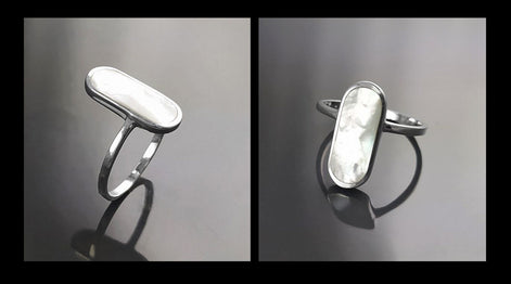 Bague Nacre Ovale Plate Argent 925, véritable Nacre Perlière ovale reflets irisés, bijoux pour tous les jours, style minimaliste moderne