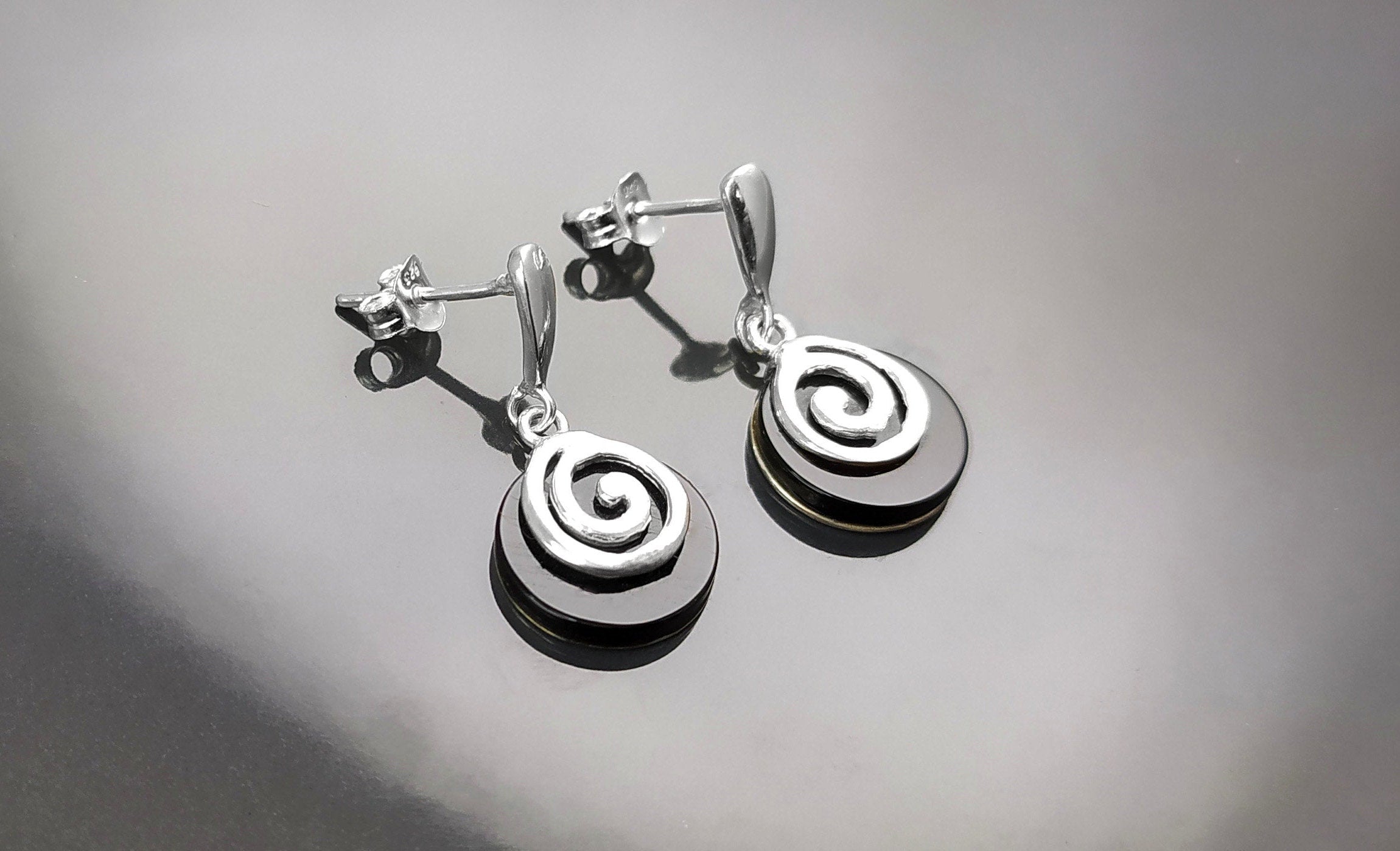 Black Round Earrings and Pendant - Sterling Silver 925, Black Onyx Stone, Spiral Design Silver Jewelry set, Modern Swirl Design Jewelry