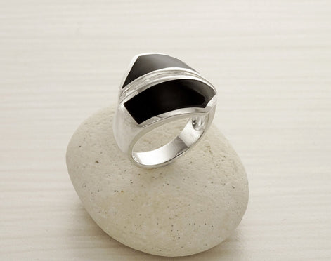 Onyx Bypass Ring - Sterling Silver - Black Onyx - Gemstone Crossing Ring - Designer Ring - Black Stone Ring - Framed Geometrical Ring