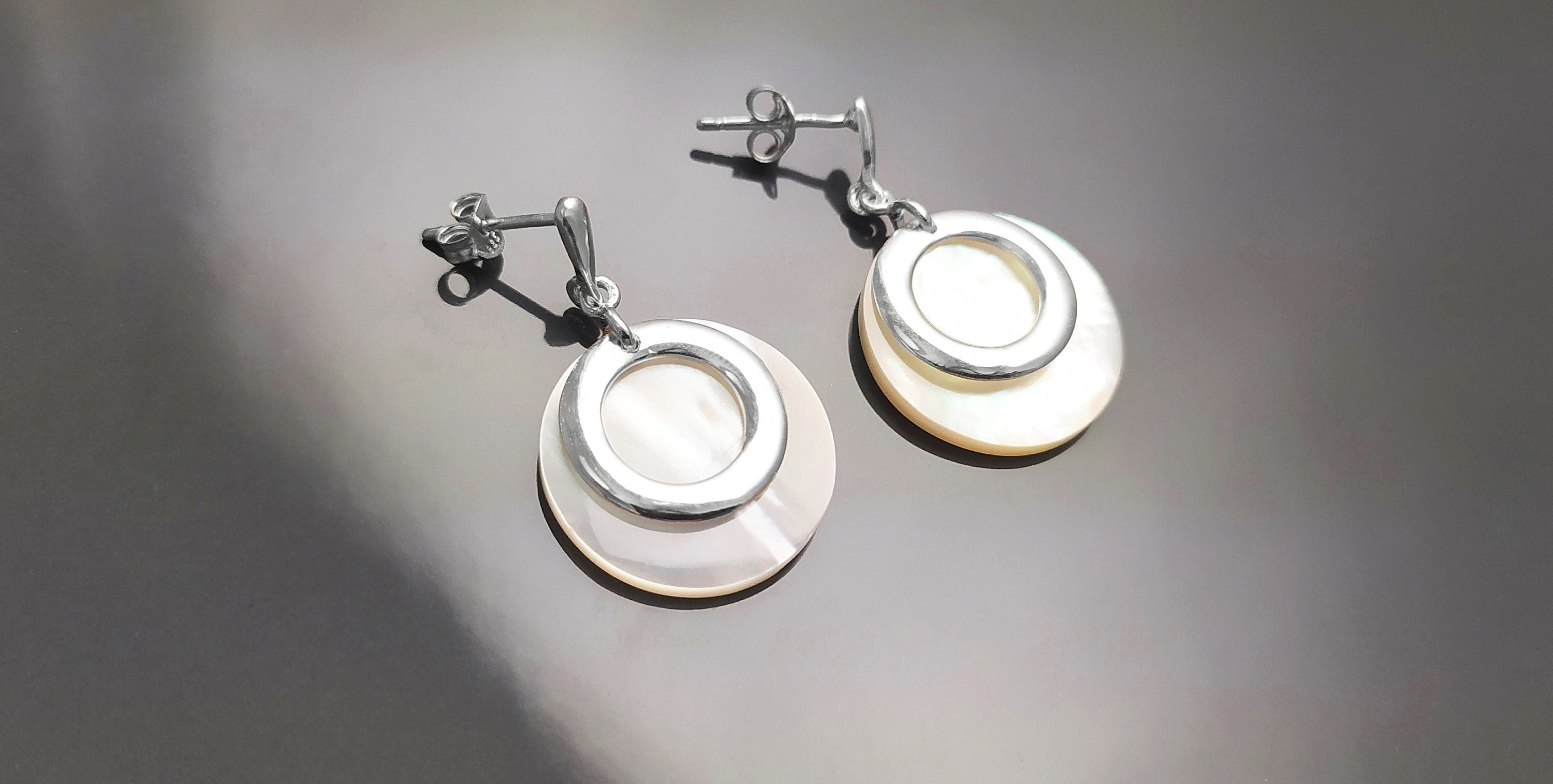 Round Shell Earrings and Pendant SET, Sterling Silver, White MOP Mother of Pearl Flat Disc Necklace Set, Geometric Stone Jewelry
