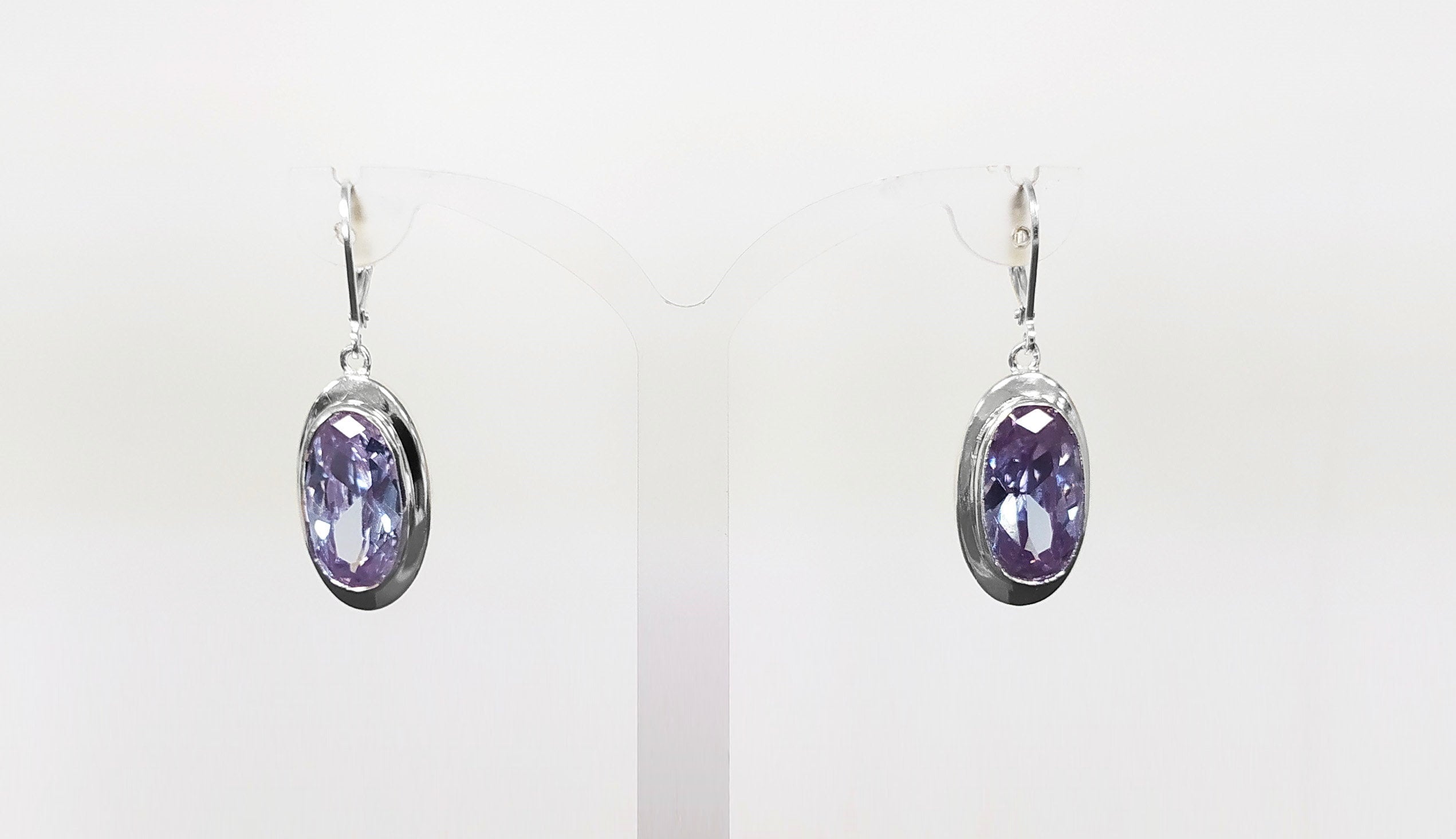 925 Oval cz Amethyst Sterling Silver Pendant, Bezel Set CZ Statement Necklace, Big cz Stone, light violet amethyst color Jewelry