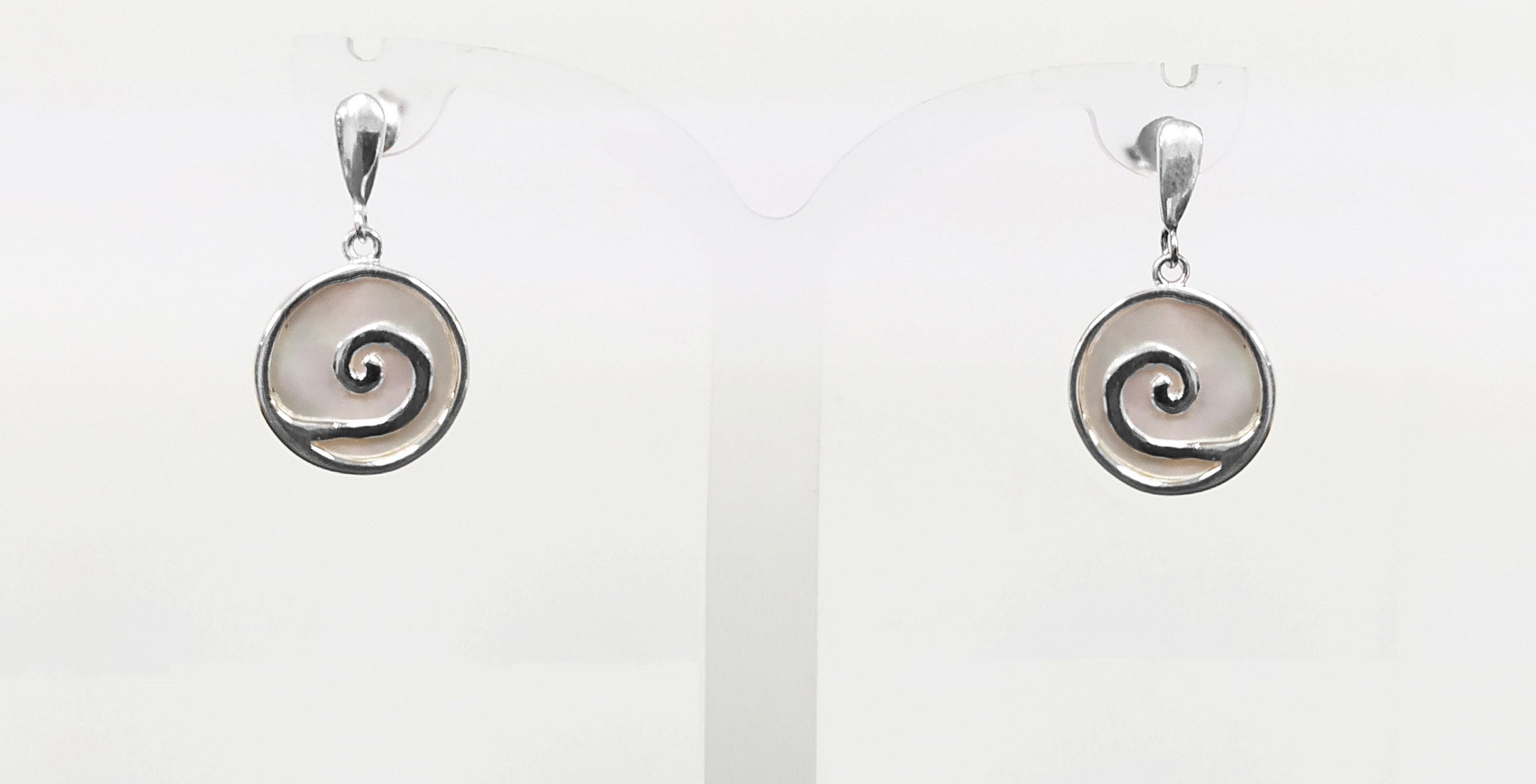 White Round earrings Sterling Silver- Spiral Dangle Earrings - Mother of Pearl Shell Jewelry - Modern Stone Earrings