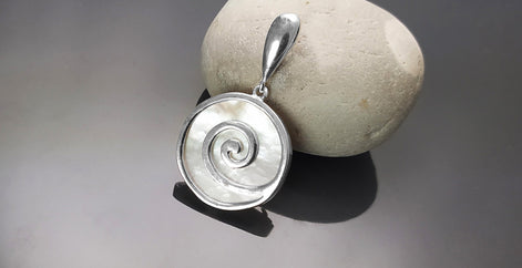 Shell Spiral Earrings Set, Sterling Silver 925, White Mother of Pearl Jewelry, Geometric Round Earrings and Pendant Set, Modern Disc Jewelry
