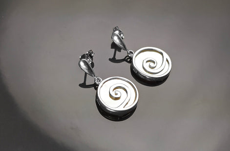 White Round earrings Sterling Silver- Spiral Dangle Earrings - Mother of Pearl Shell Jewelry - Modern Stone Earrings
