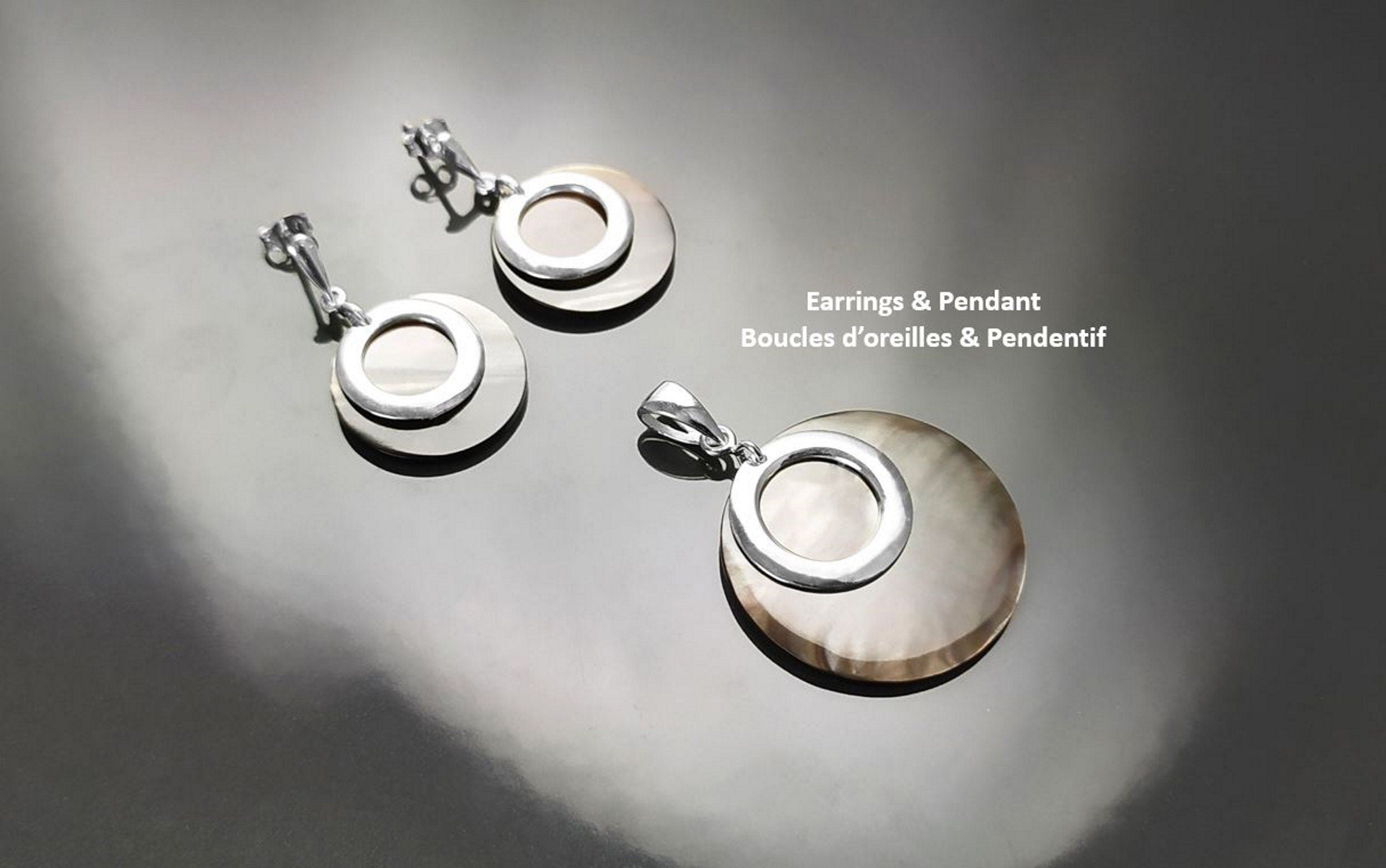 Gray Shell Earrings , Sterling Silver, Natural Grey Mother of Pearl Discs, Modern Dangle Geometric Round Earrings, Minimalist Women Jewelry