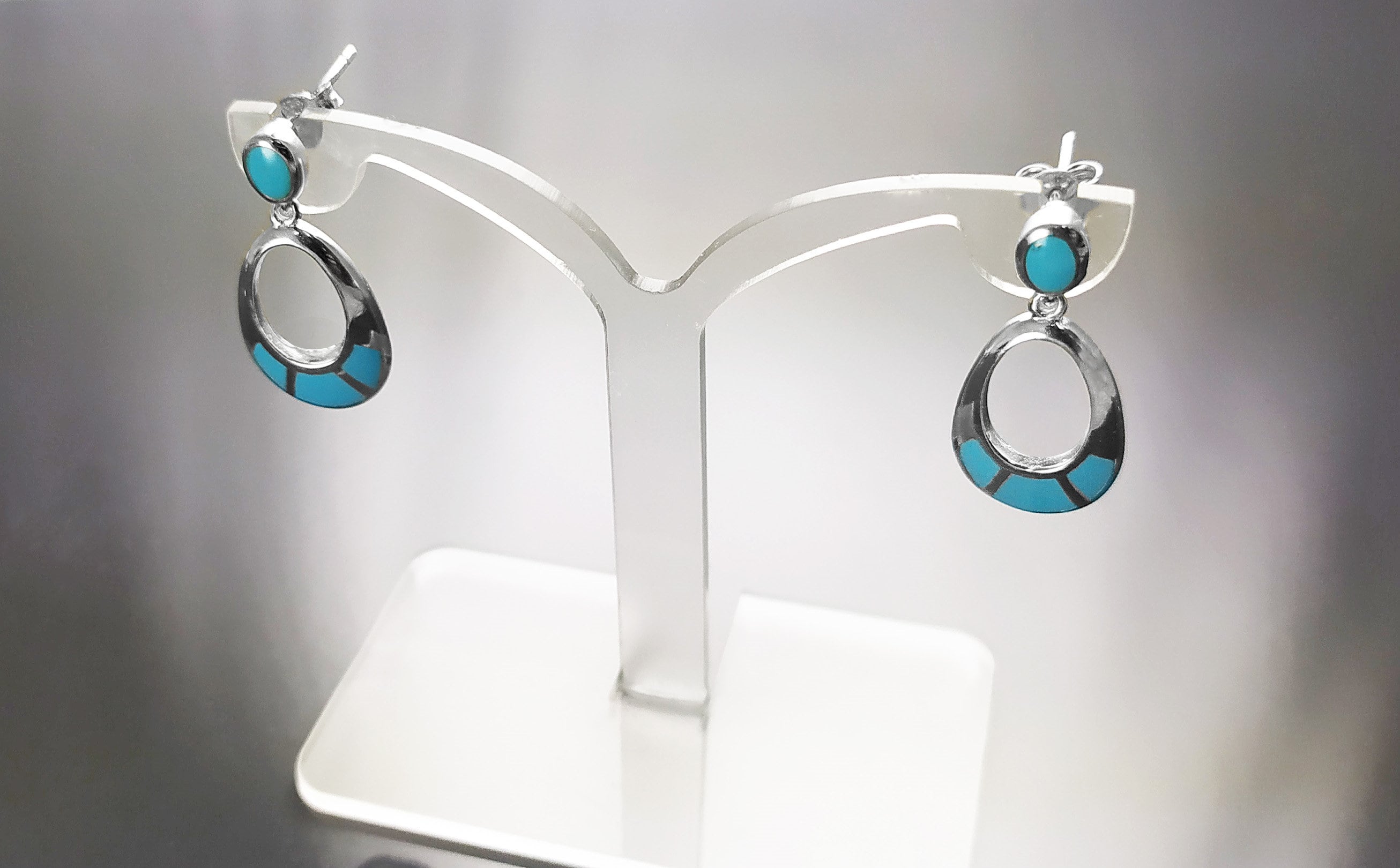 SET Turquoise Sterling Silver Earrings and Pendant Sterling Silver, Oval Almond Shape Blue Turquoise, Turquoise Stones, Dangle Earrings