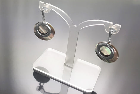 Gray Shell Earrings , Sterling Silver, Natural Grey Mother of Pearl Discs, Modern Dangle Geometric Round Earrings, Minimalist Women Jewelry