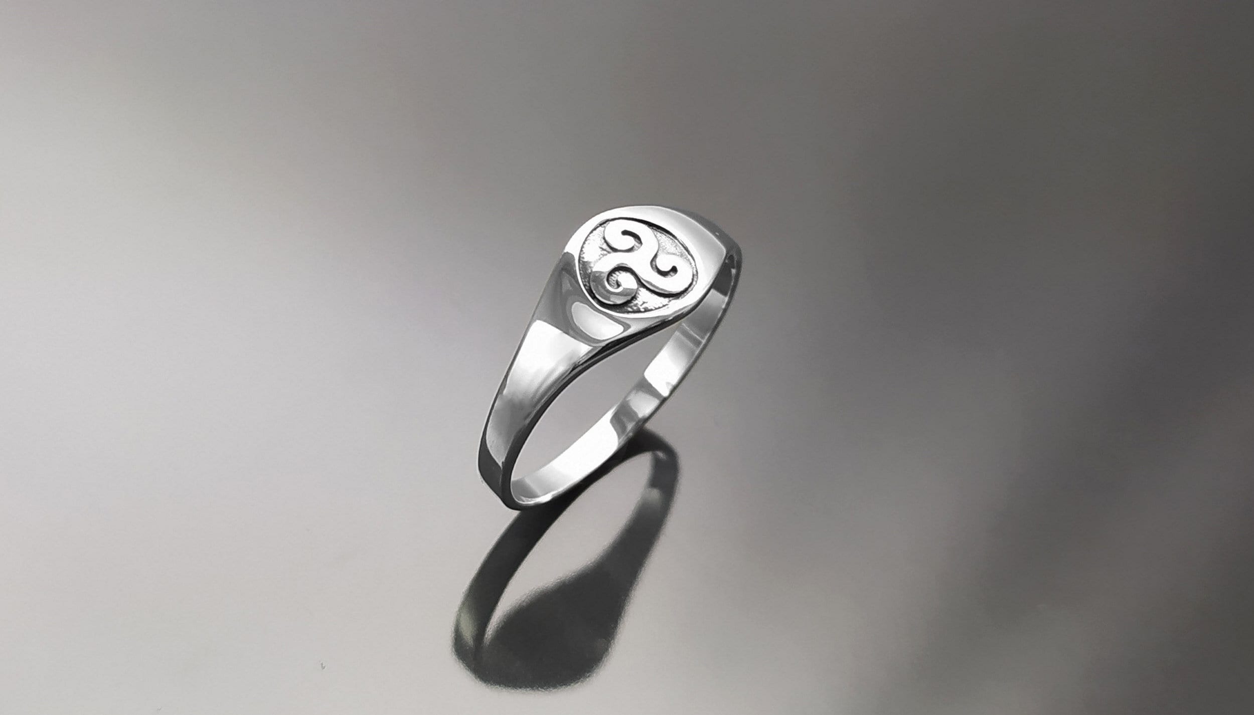 Triskele Ring, Silver 925, Celtic Triskell Symbol, Triskelion Jewelry, Traditional Geometric Triple Spiral, Unisex Gift, Small Signet Ring