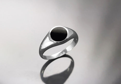 Round Signet Ring, Sterling Silver, Black Round Onyx Stone, Christmas gift, Pinky Signet Ring, Popular Unisex Jewelry
