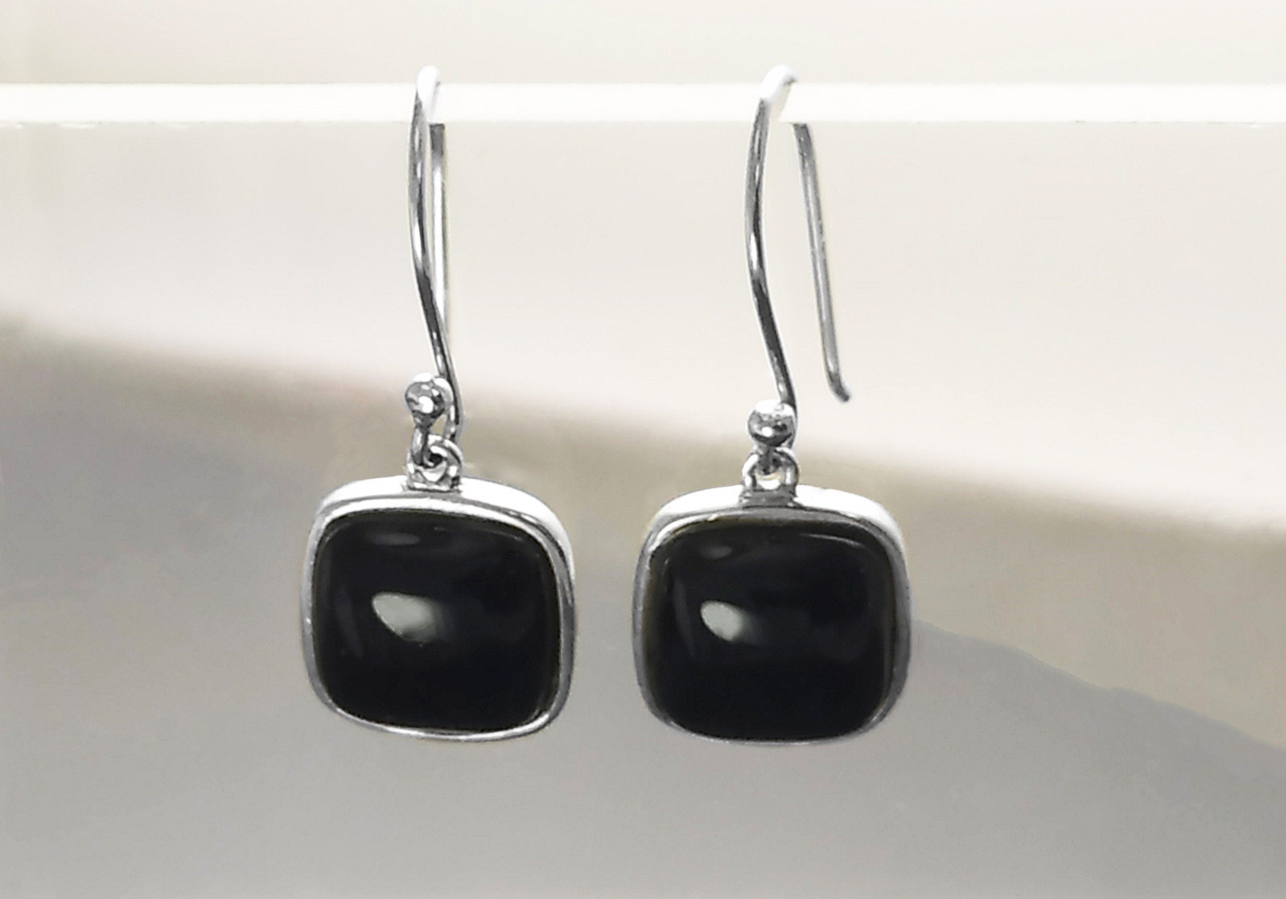 Big Black Rounded Square Pendant, Sterling Silver, Black Onyx Gemstone, Geometric Minimalist Design Round Jewelry, Statement Necklace