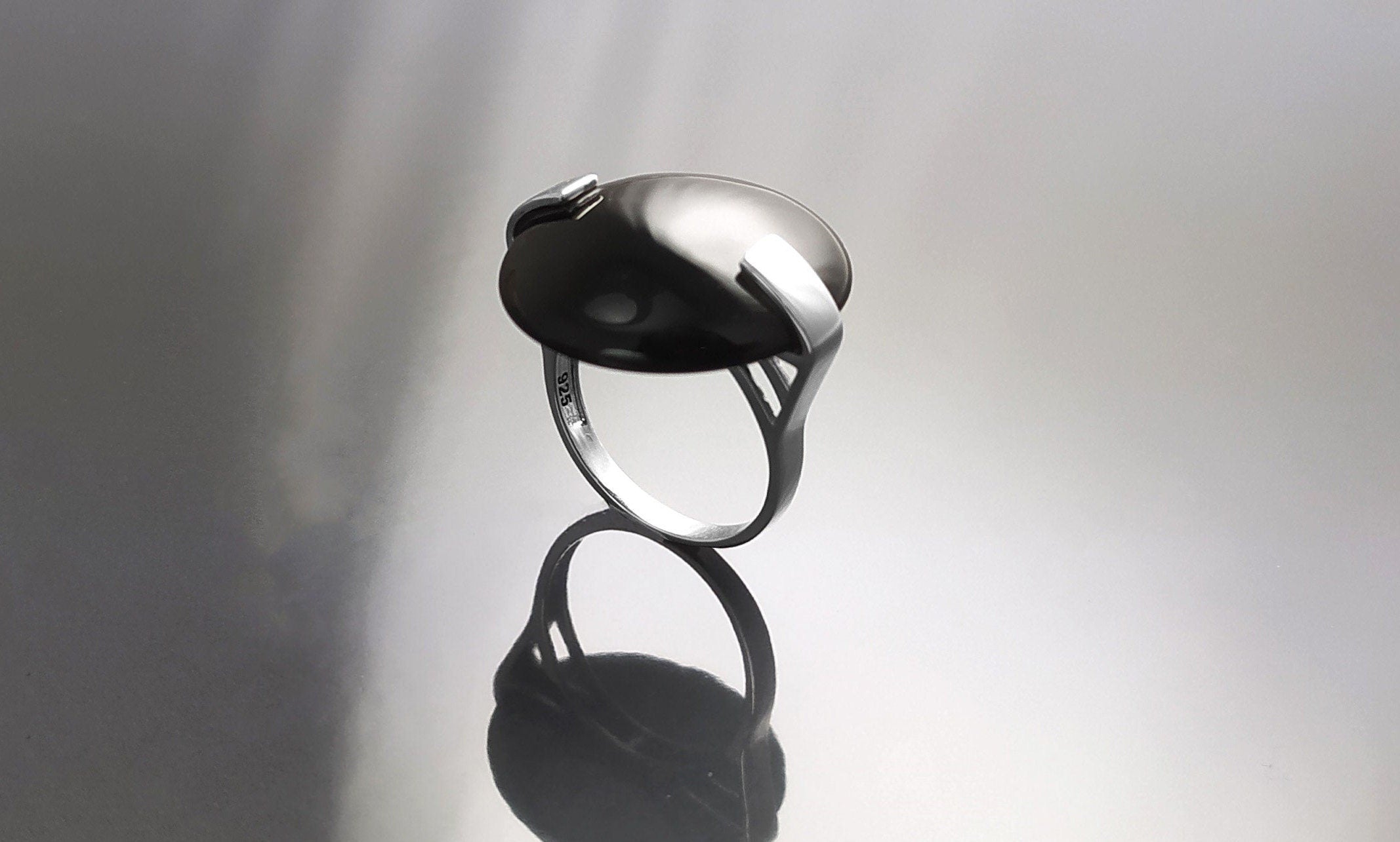 Round Black Ring, Sterling Silver, Statement Onyx Disc Gemstone, Modern Minimalist Jewelry, Domeded Round Stone Ring, Unique Designer Ring