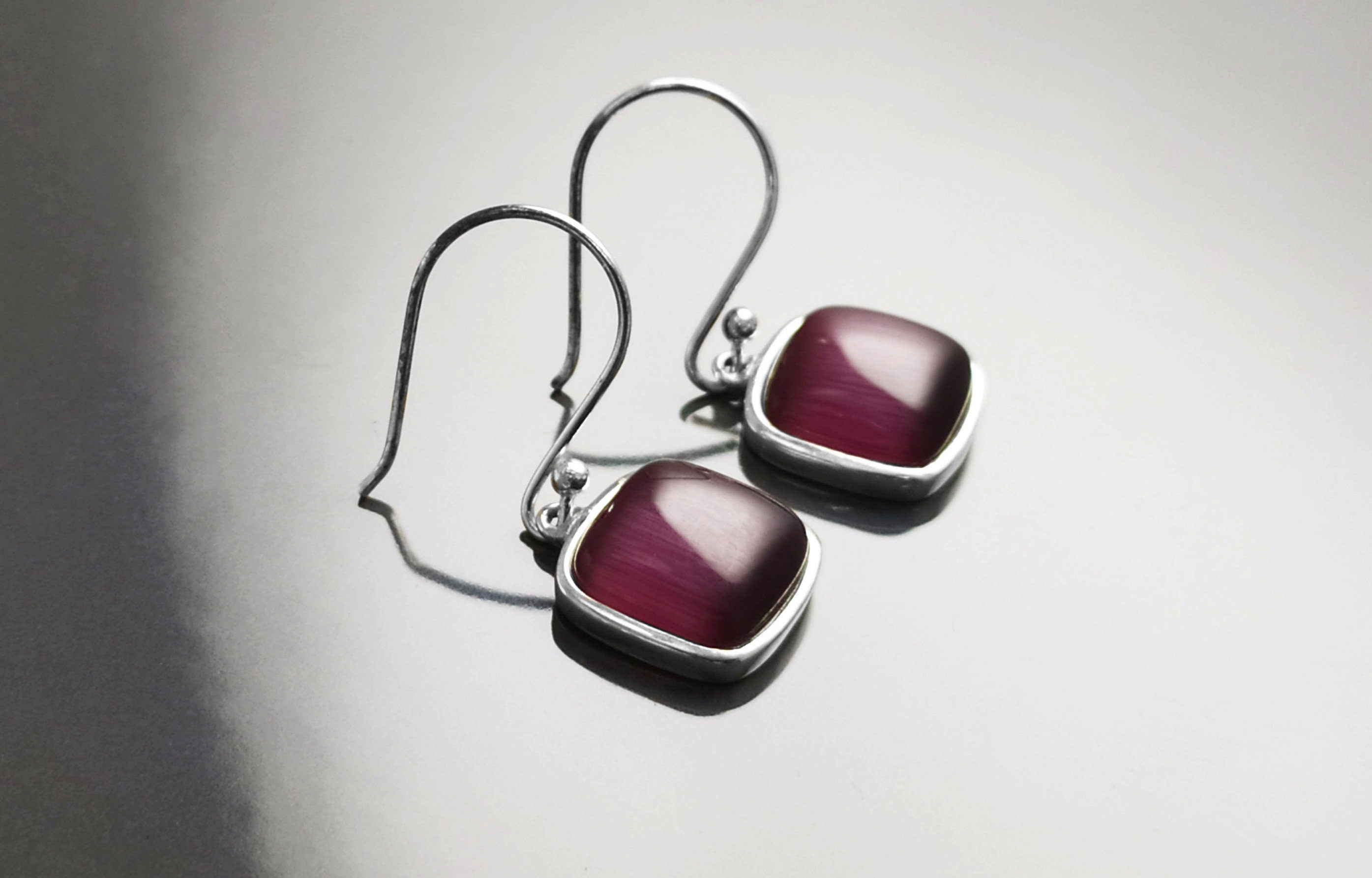 Purple Stone Sterling Pendant, Sterling Silver, Cat's Eyes Gemstone, Geometric Minimalist Design Round Jewelry, Statement Violet Necklace